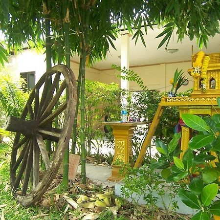 Phuket Airport Overnight Hotel Nai Yang Exterior photo