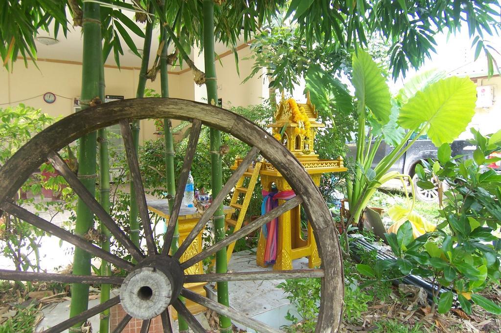 Phuket Airport Overnight Hotel Nai Yang Exterior photo